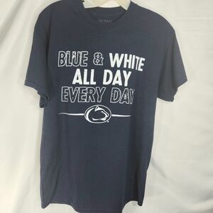 Gildan DryBlend Navy Penn Lions Nittny Lions Graphic Tee Shirt Size Medium